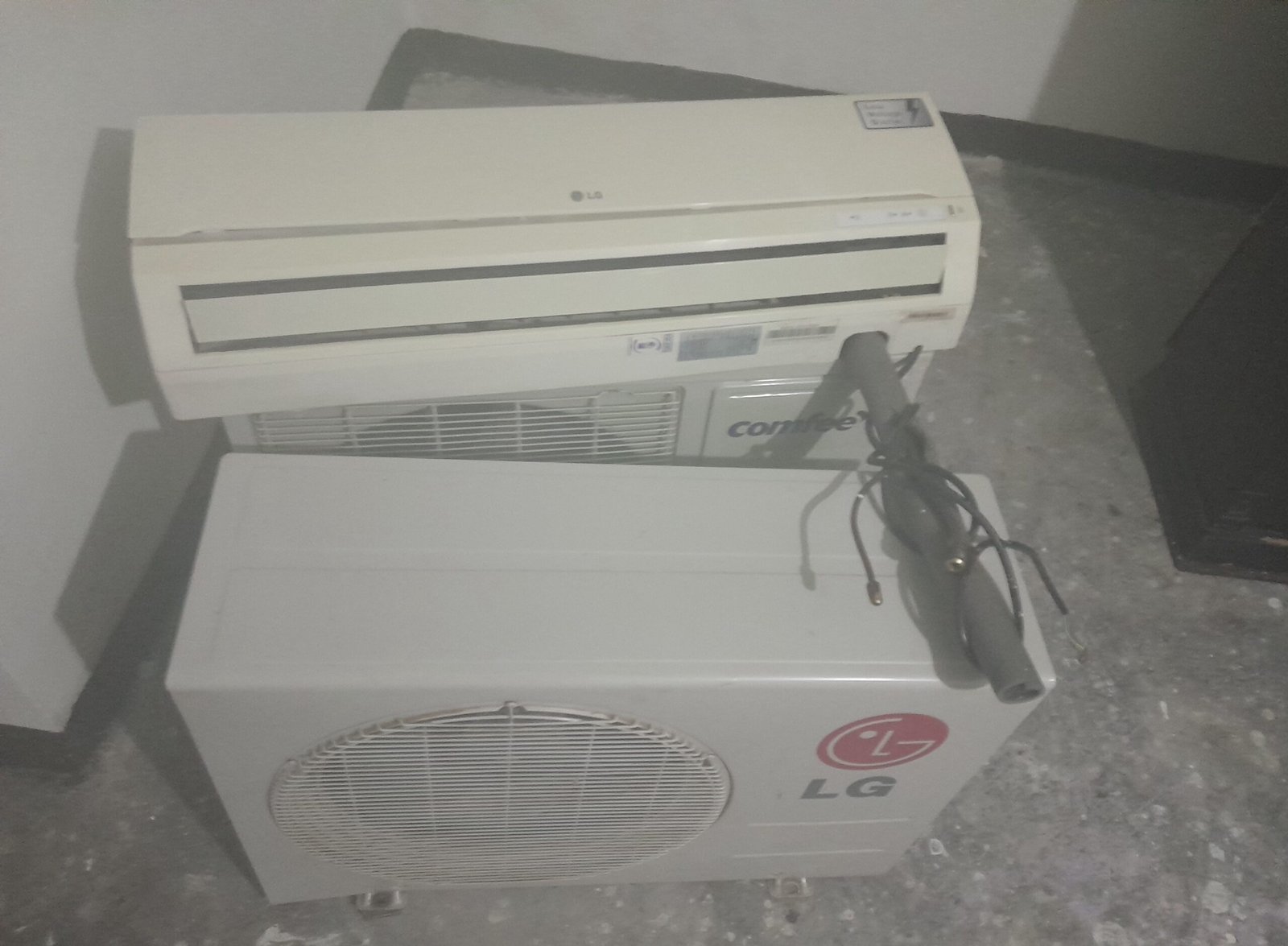 LG Split Air Conditioner Model- HS-C126B5M6 Capacity (Cooling)12 000 Btu/
