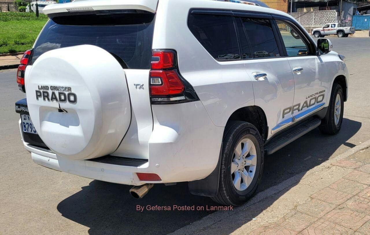 Prado መኪና በጥሩ ዋጋ የሚሸጥ