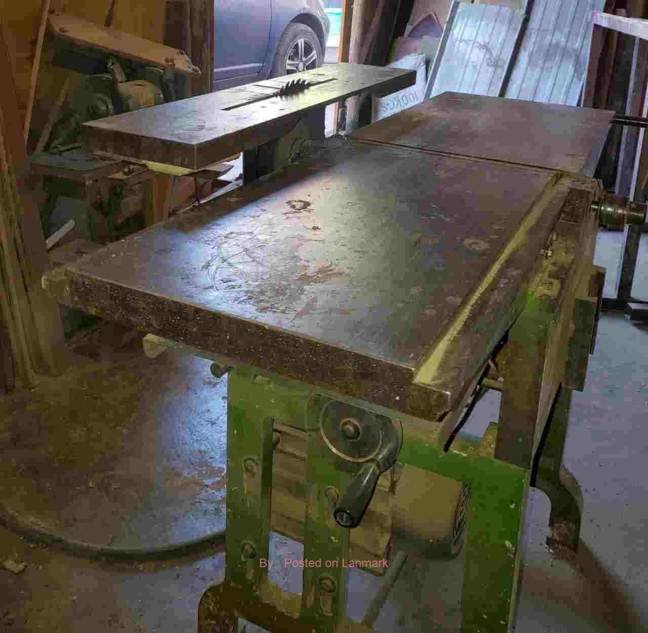 የሚሸጥ እንጨት መሰንጠቅያ