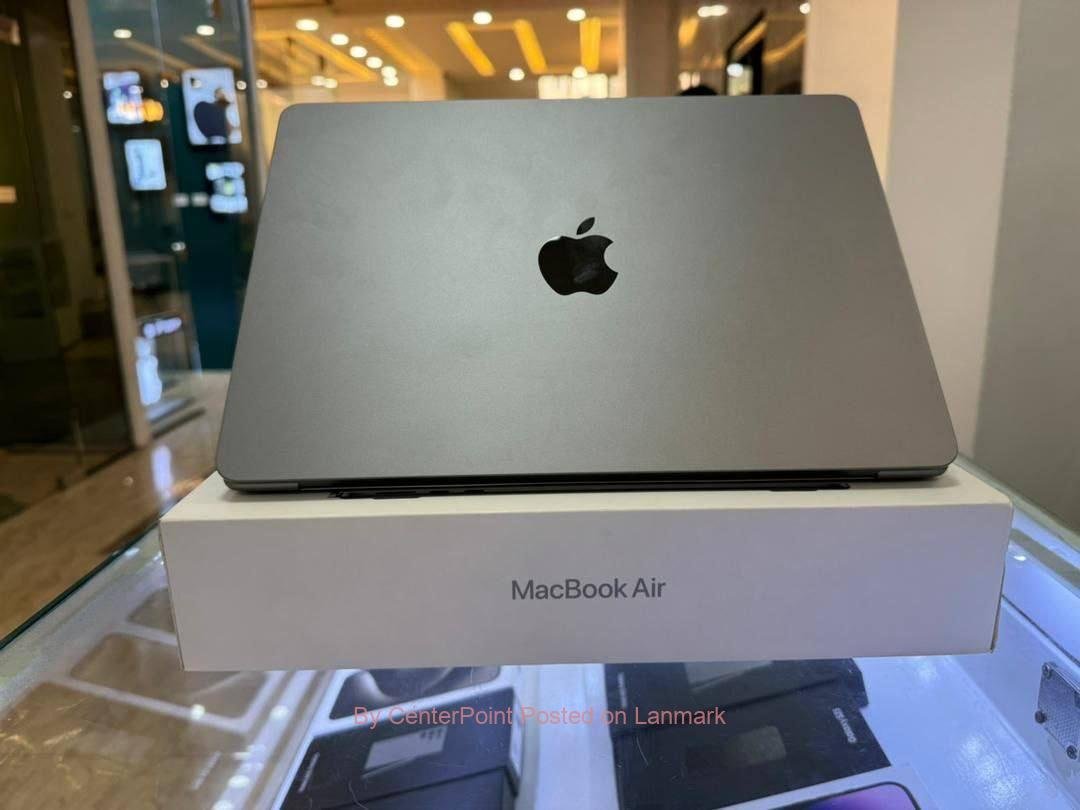 Laptop MacBook Air M2 Chip processor 2022