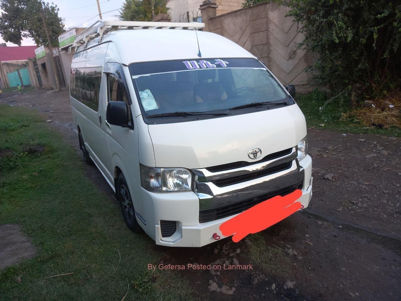 የሚሸጥ High Roof መኪና