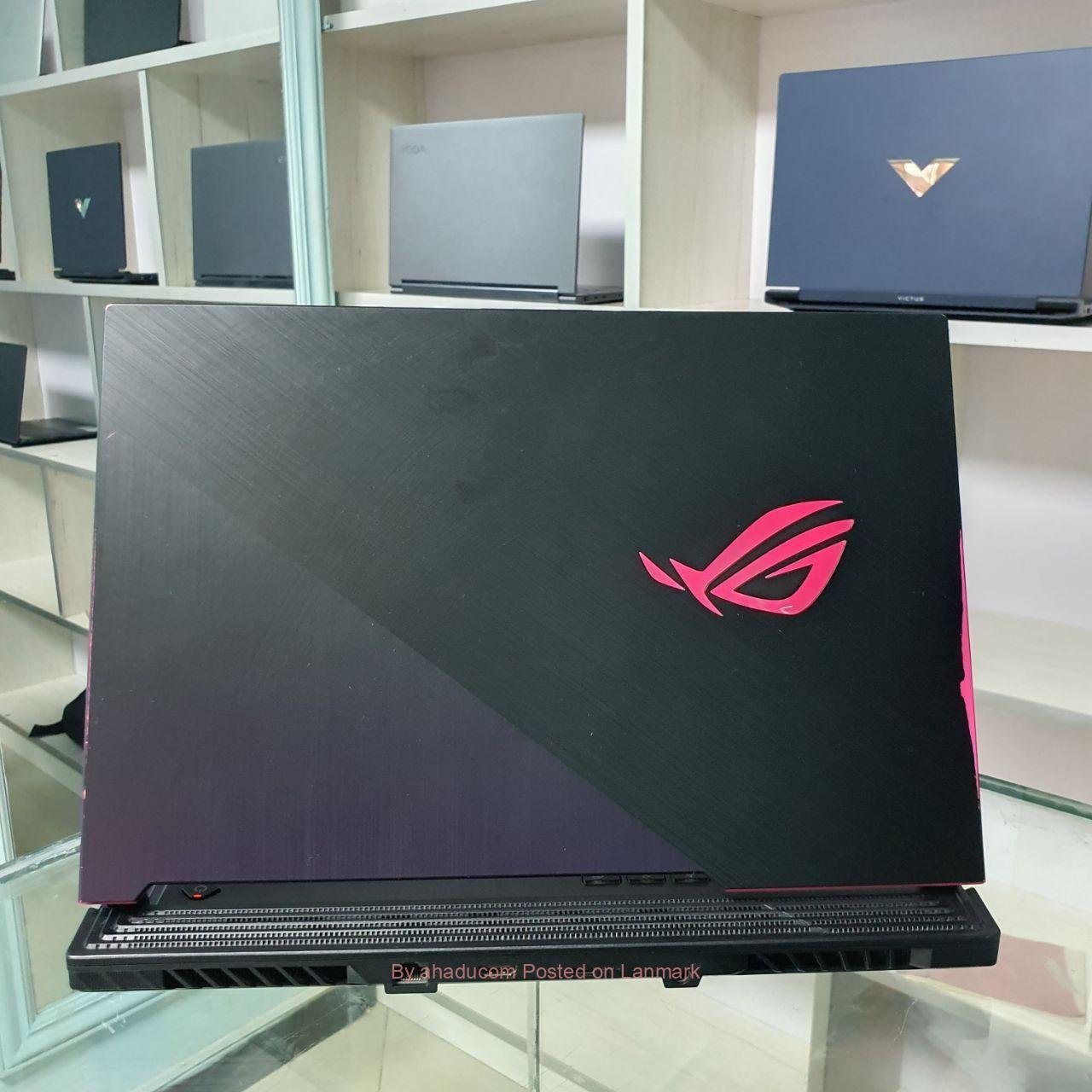 ASUS ROG STRIX