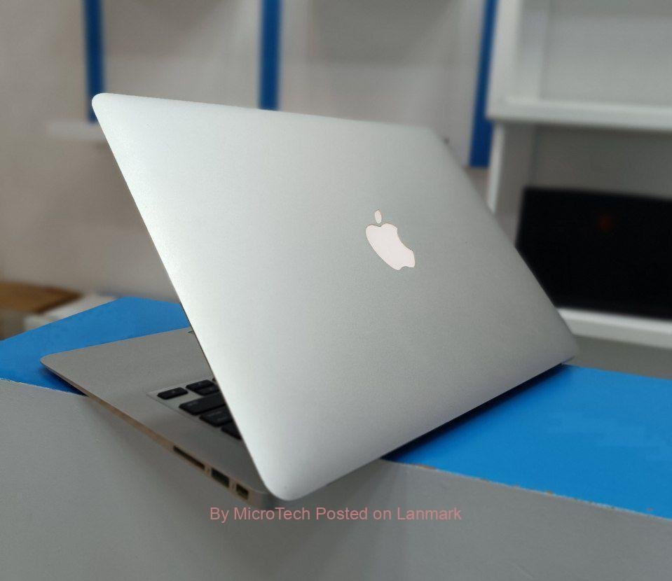 MacBook Air (13-inch , Early 2015)