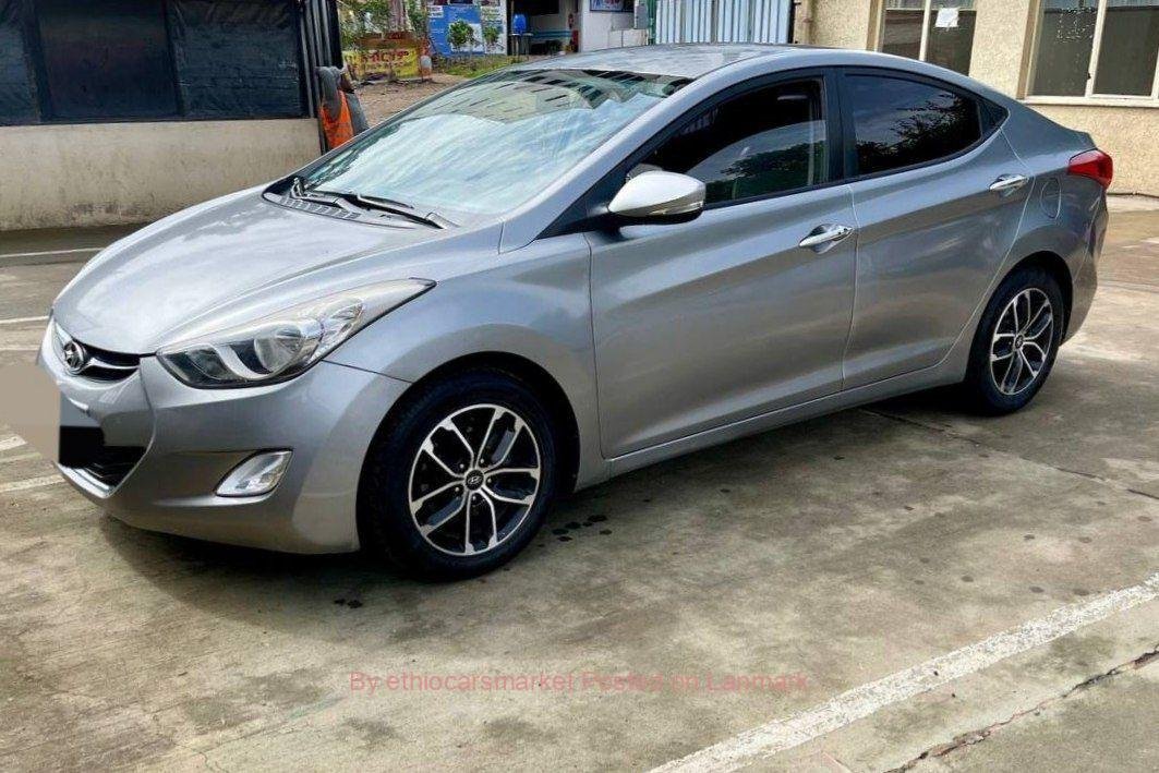 Hyundai Avante 2011 Very Excellent and Clean Car