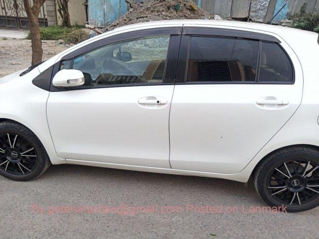 Yaris Compact