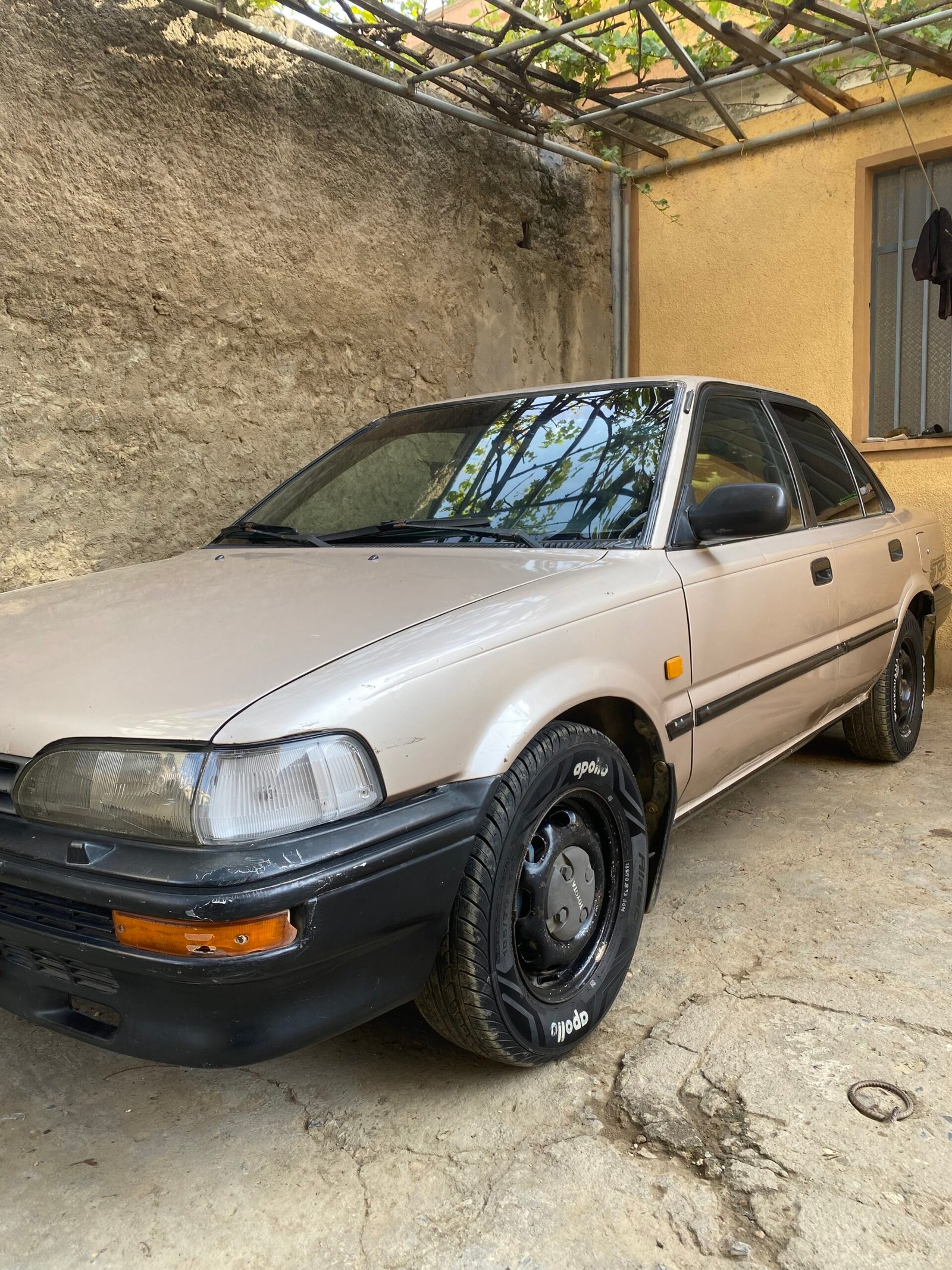 Toyota corolla year 12/1991