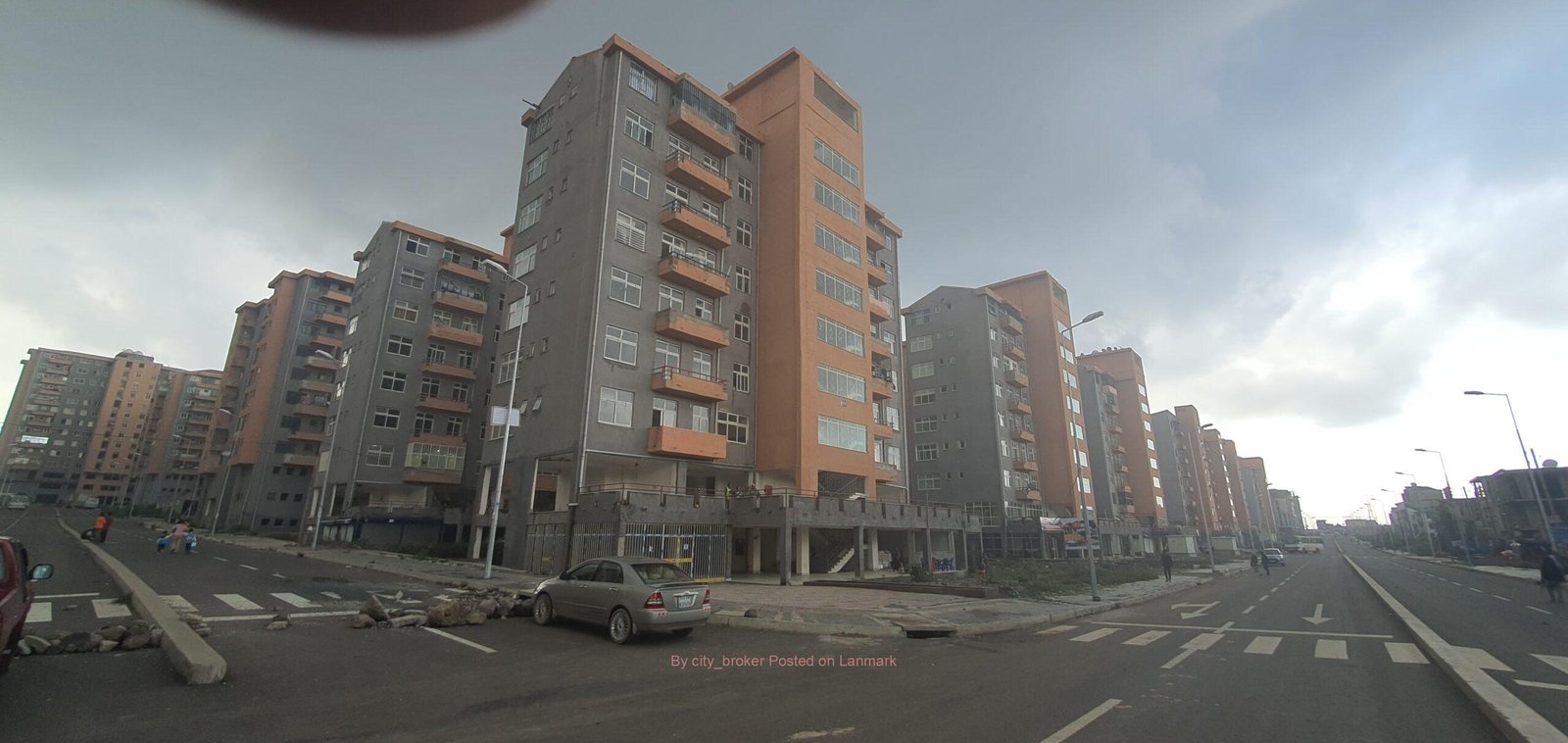 የሚሸጥ 40/60 ኮንዶሚኒየም ሱቅ