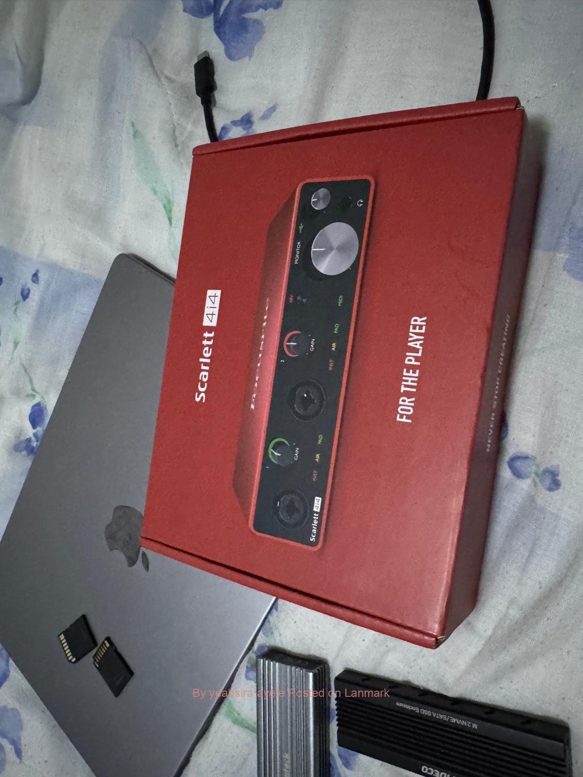 Focusrite scarlett 4i4