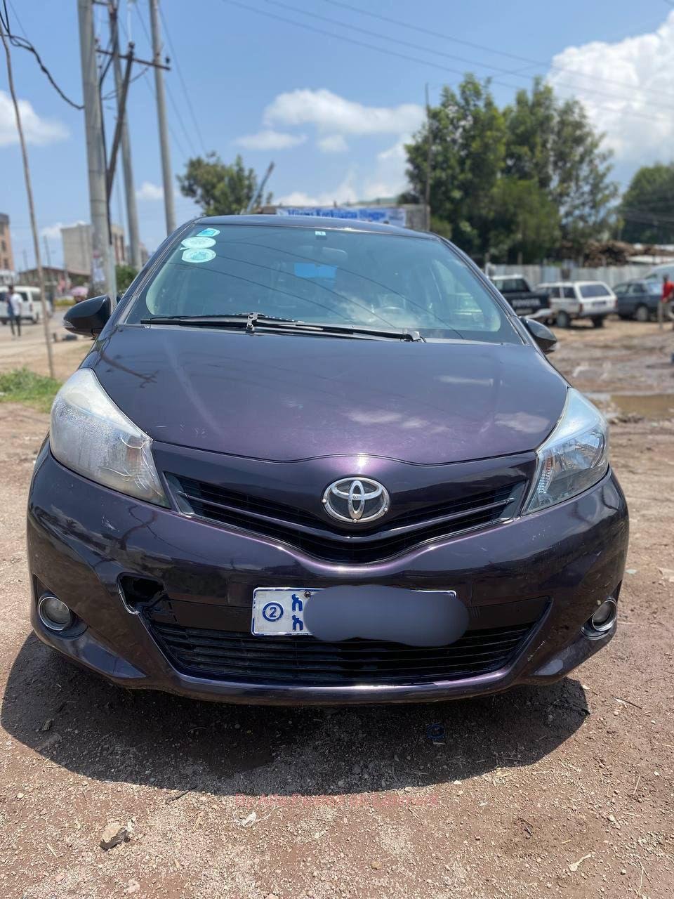 Toyota yaris Compact