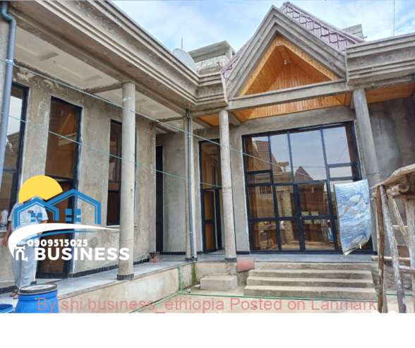 የሚሸጥ L-shape መኖሪያ ቤት 📍አዳማ ቦሌ ጀዋር አደባባይ አከባቢ :- 200m2