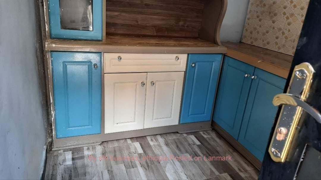 የሚሸጥ L-shape መኖሪያ ቤት📍አዳማ ቦሌ ዶ/ር ለሚ ሰፈር :- 105m2