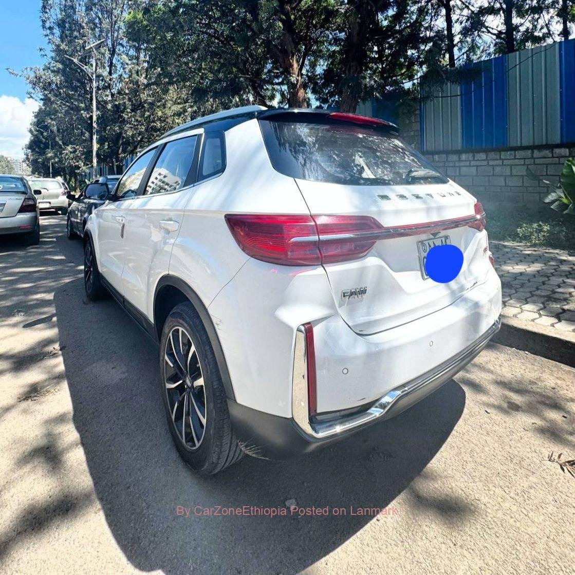 FAW Bestune T33 2022 Fully Optioned Very Excellent Car for Sale with Bank Loan Option