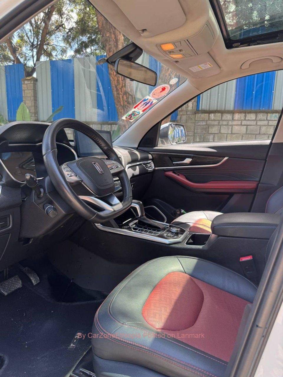 FAW Bestune T33 2022 Fully Optioned Very Excellent Car for Sale with Bank Loan Option