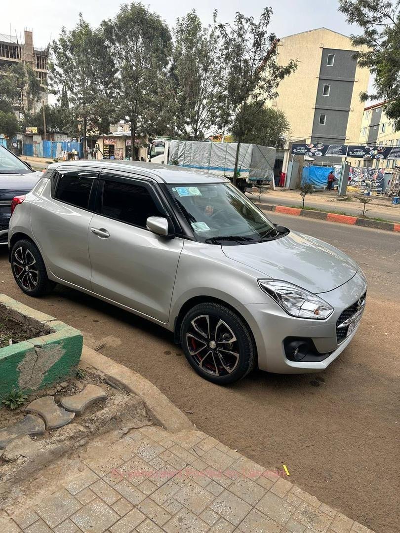 Brand Suzuki Swift 2021 for sell