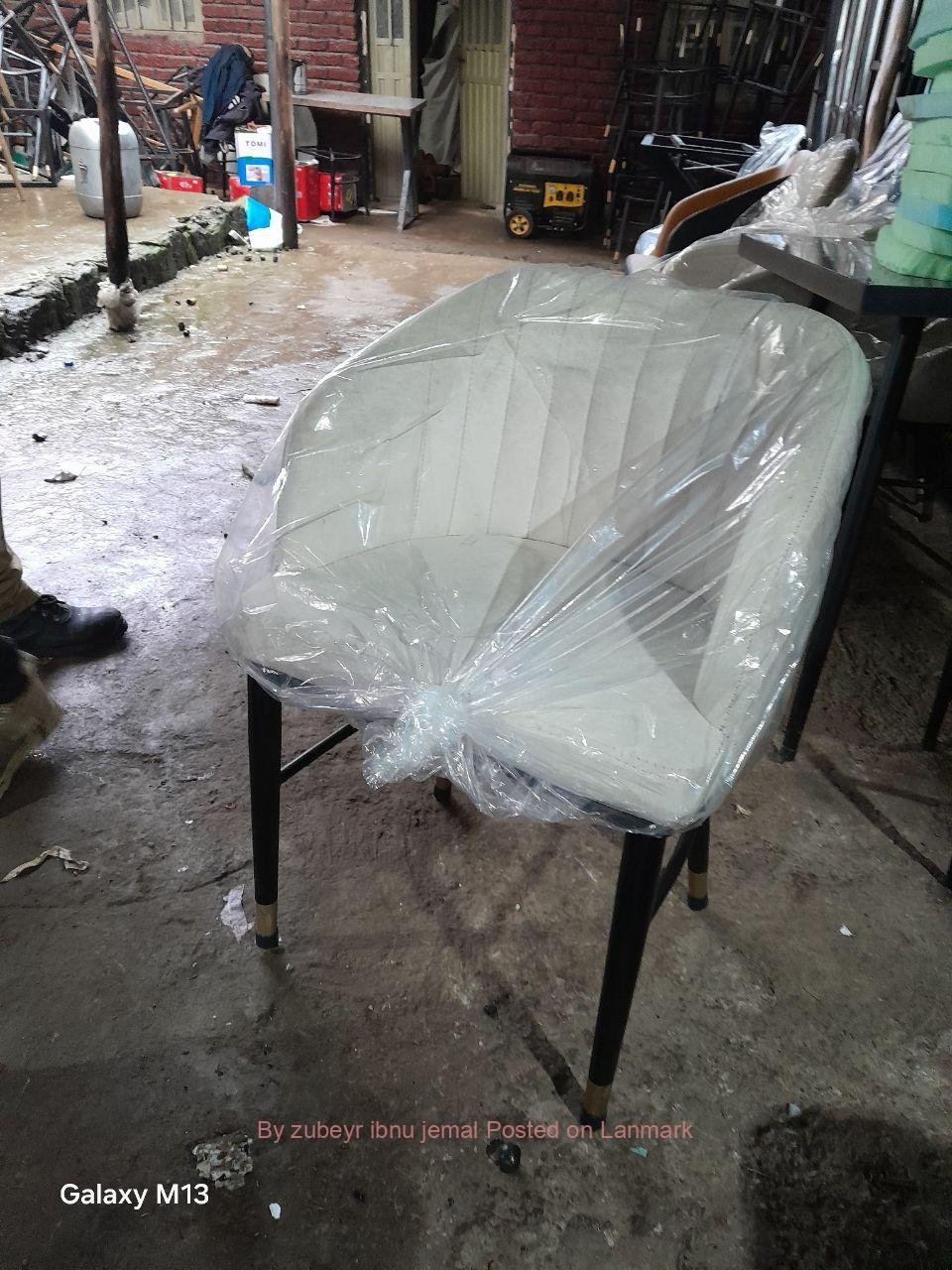 TRUST DINING HOTEL RESTAURANT CHAIRS