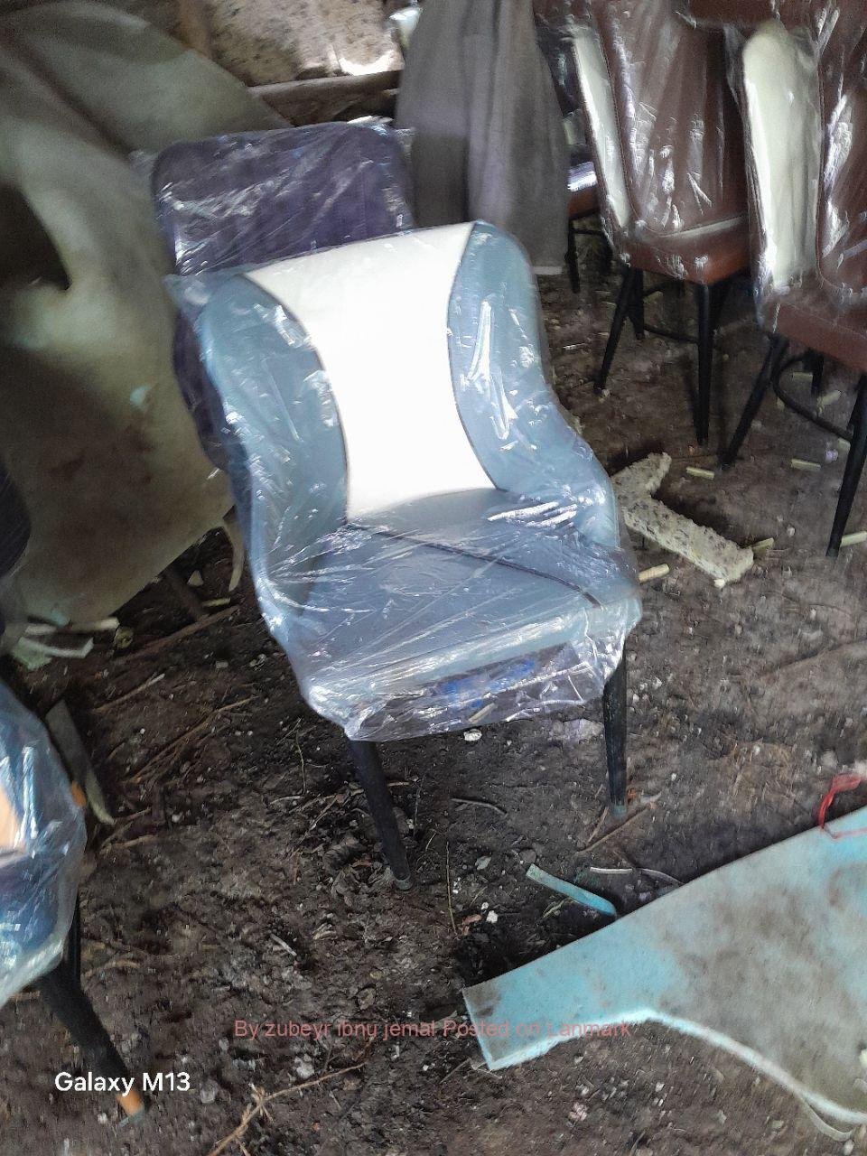 የካፌ የሬስቶራንት የሆቴል የባር ወምበርና ጠረጼዛ