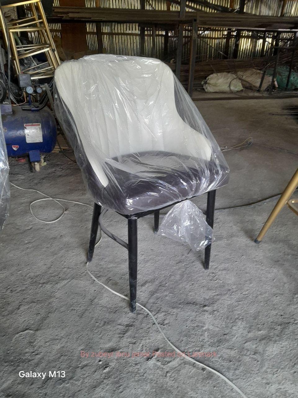 Dining HOTEL Restaurant Cafes Chairs and table