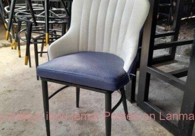 f272fba8-755f-4cff-8851-1c3cfd87b63a