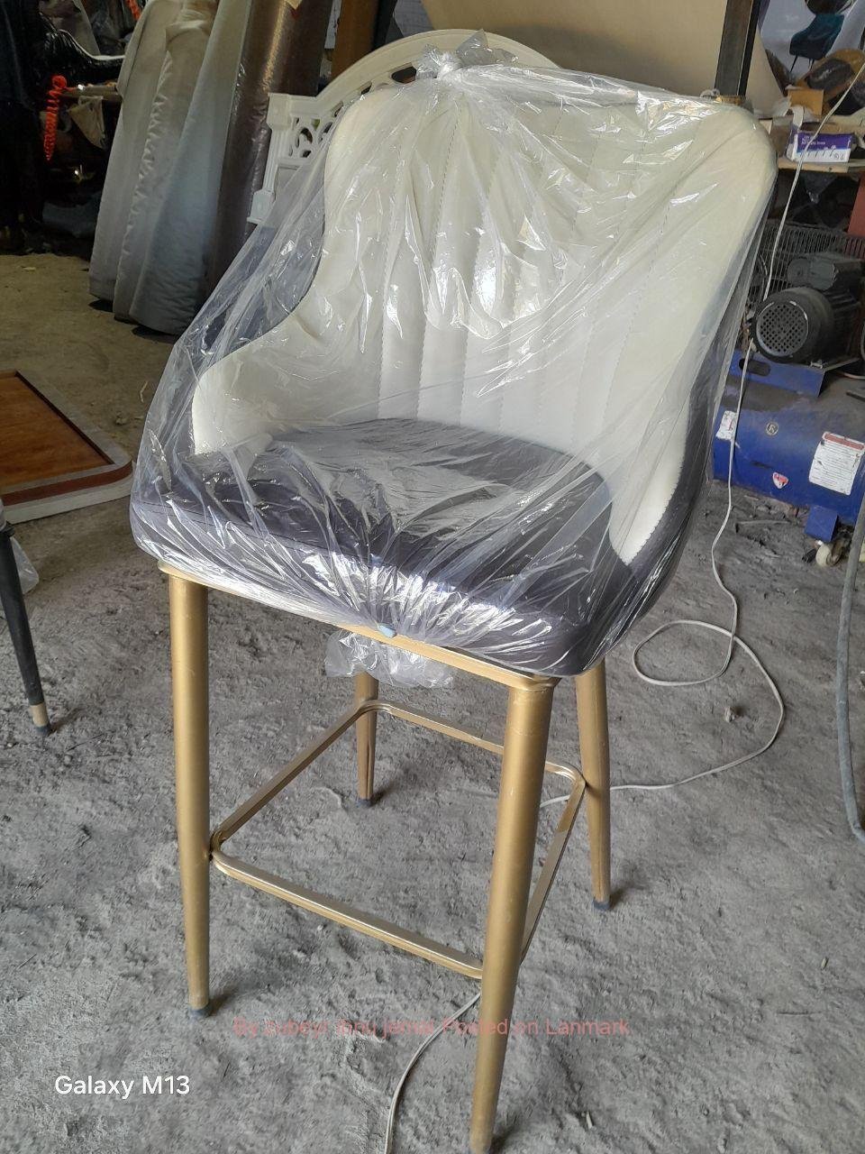 QUALITY BAR 🍸 LOUNGE RESTAURANT CHAIRS and tables