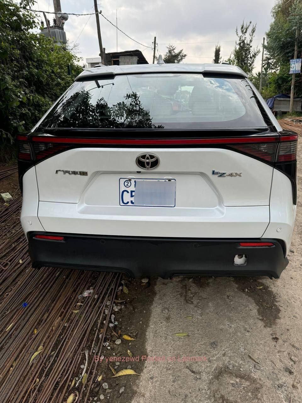 Brand Toyota Bz4x 2022/12 EV Car 2wd for sell