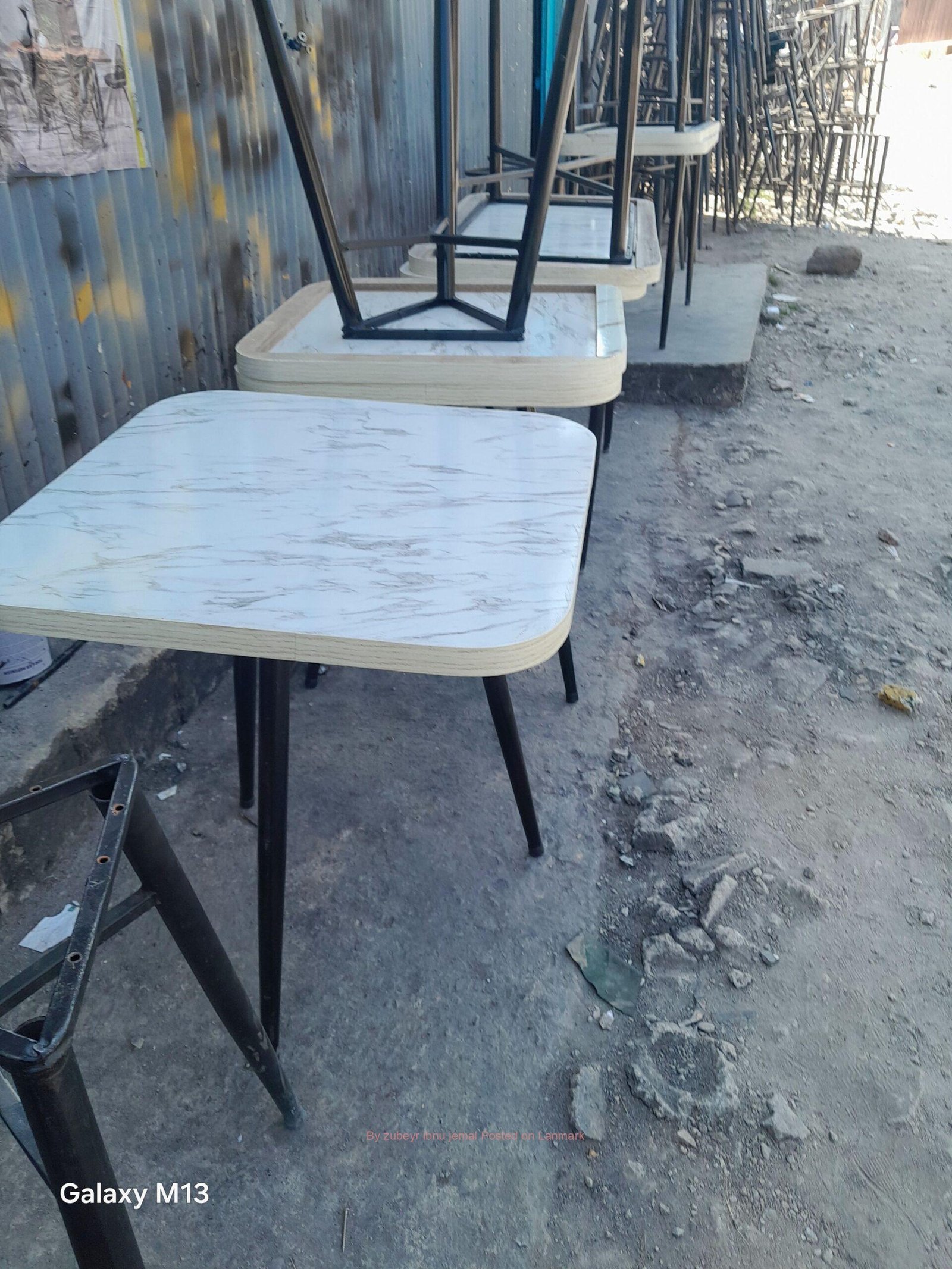 Dining ለሆቴል ለካፌ ወምበርና ጠረጼዛ ይፈልጋሉ እንዲያውስ ይደውሉ ለበለጠ መረጃ 0970986621