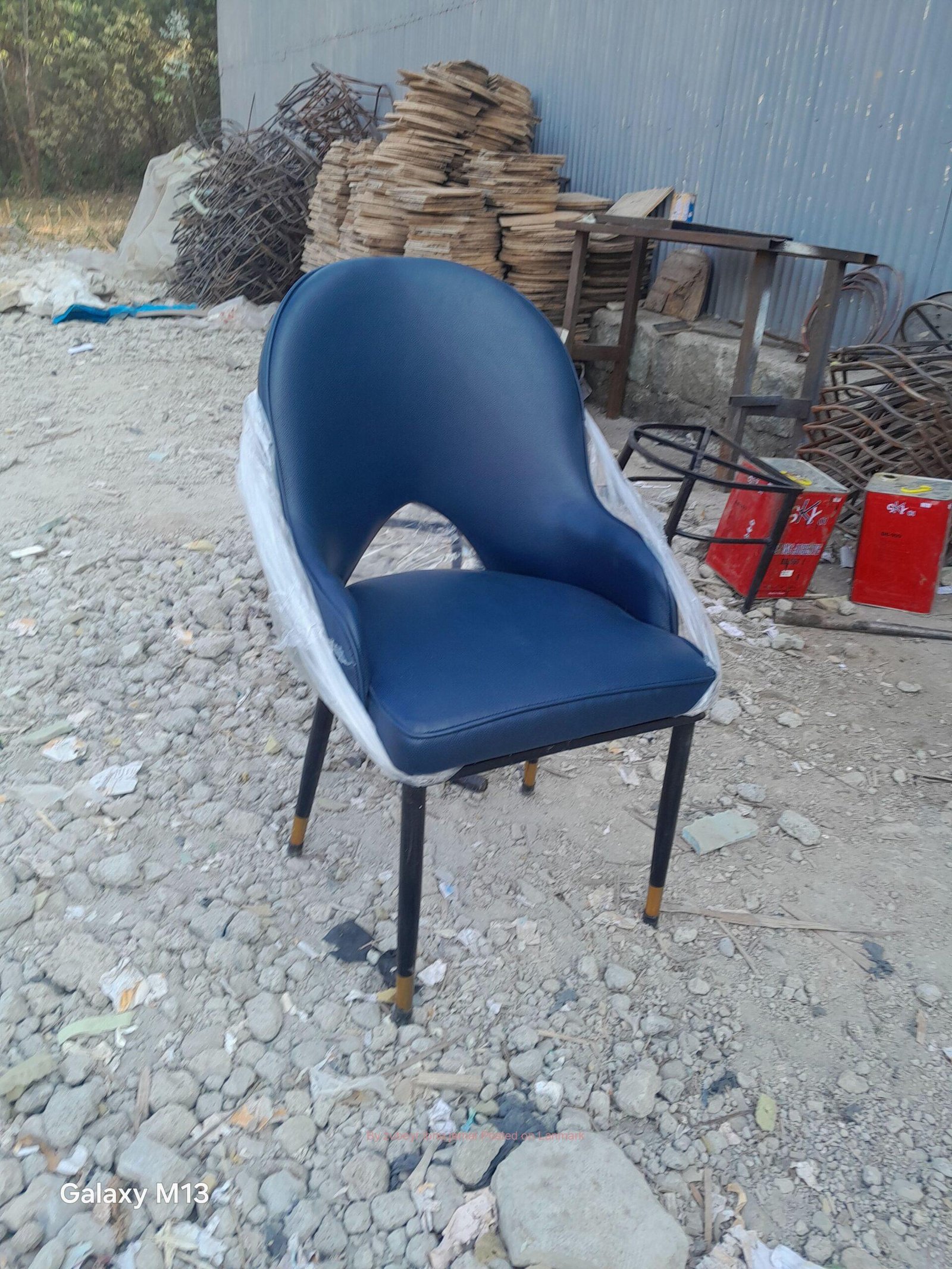 QUALITY BAR 🍸 LOUNGE RESTAURANT CHAIRS and TABLES