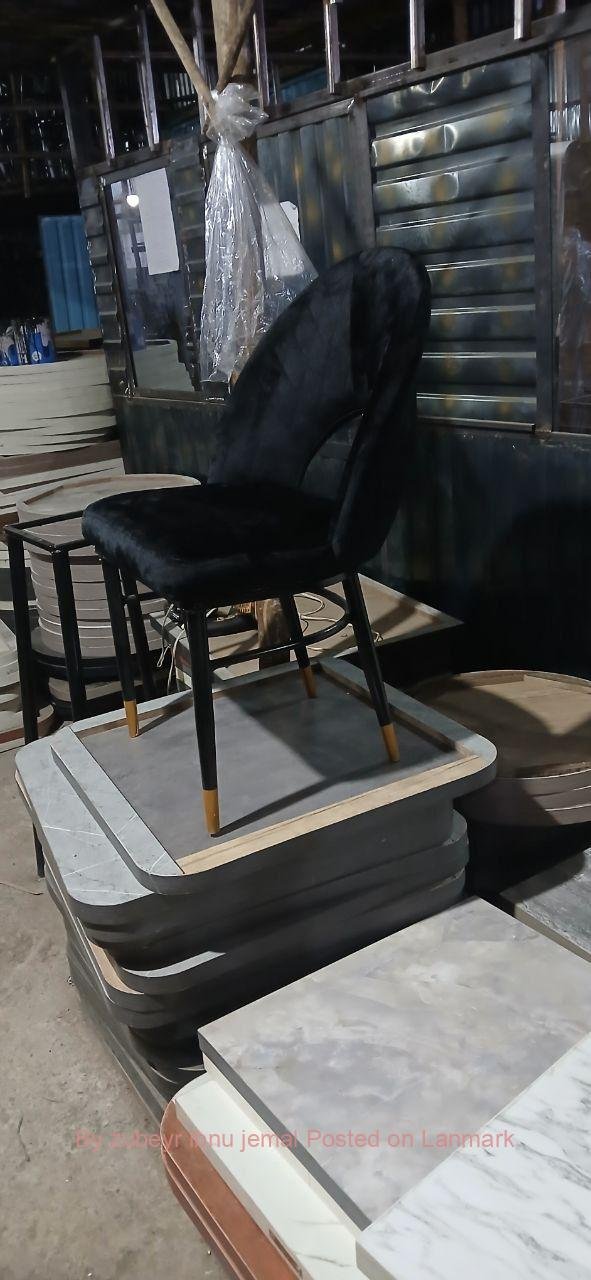 Dining የሆቴል የሬስቶራንት የካፌ ወምበርና ጠረጼዛ