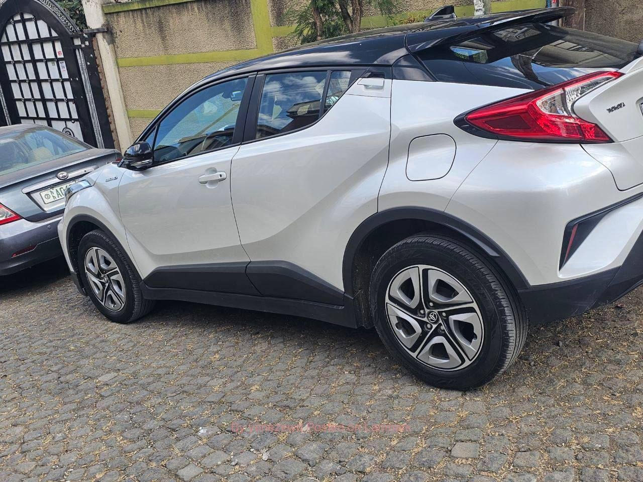 Brand Toyota C-HR 2022 EV car for sell