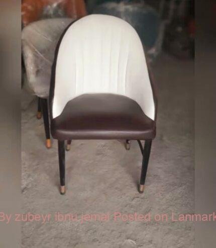 Dining Chairs To Tables የካፌ የሬስቶራንት የሆቴል የባር ወምበርና ጠረጼዛ