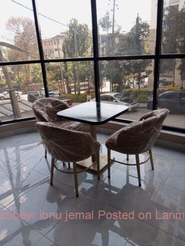 Dining Chairs To Tables የካፌ የሬስቶራንት የሆቴል የባር ወምበርና ጠረጼዛ
