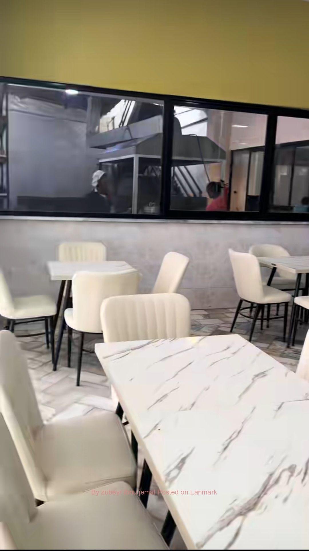 ጥራት ምቾት ውበት የተላበሱ Dining የሆቴል የስጋ ቤት የሬስቶራንት ወምበርና