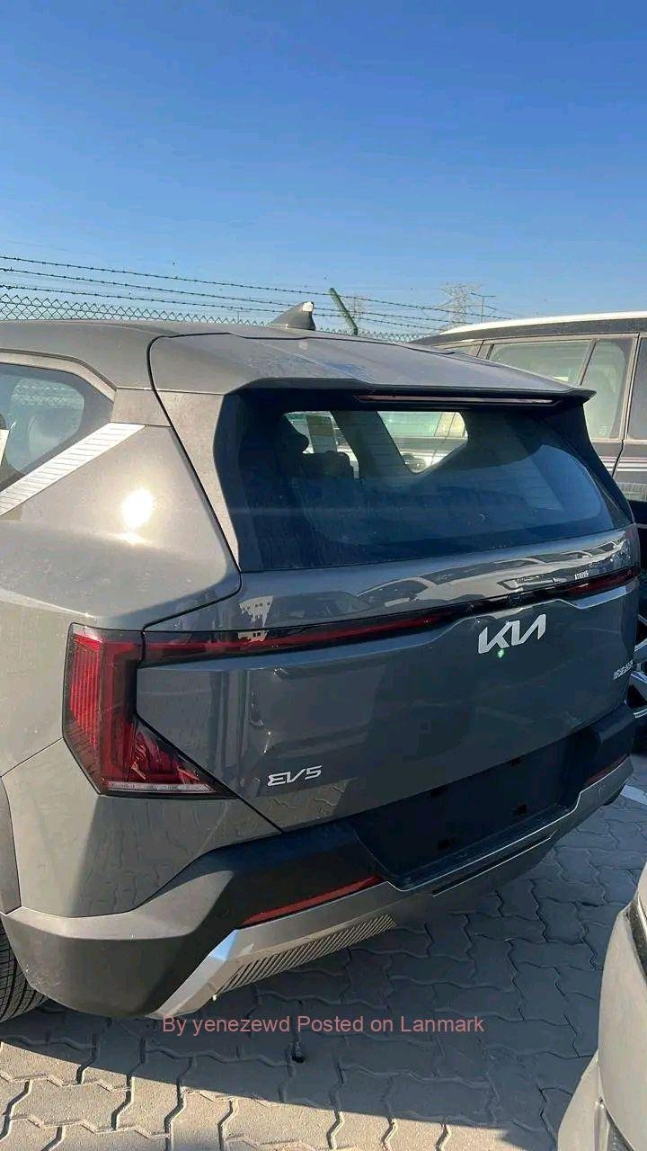 BRAND NEW KIA EV-5 ELECTRIC 2024 CAR FOR SELL