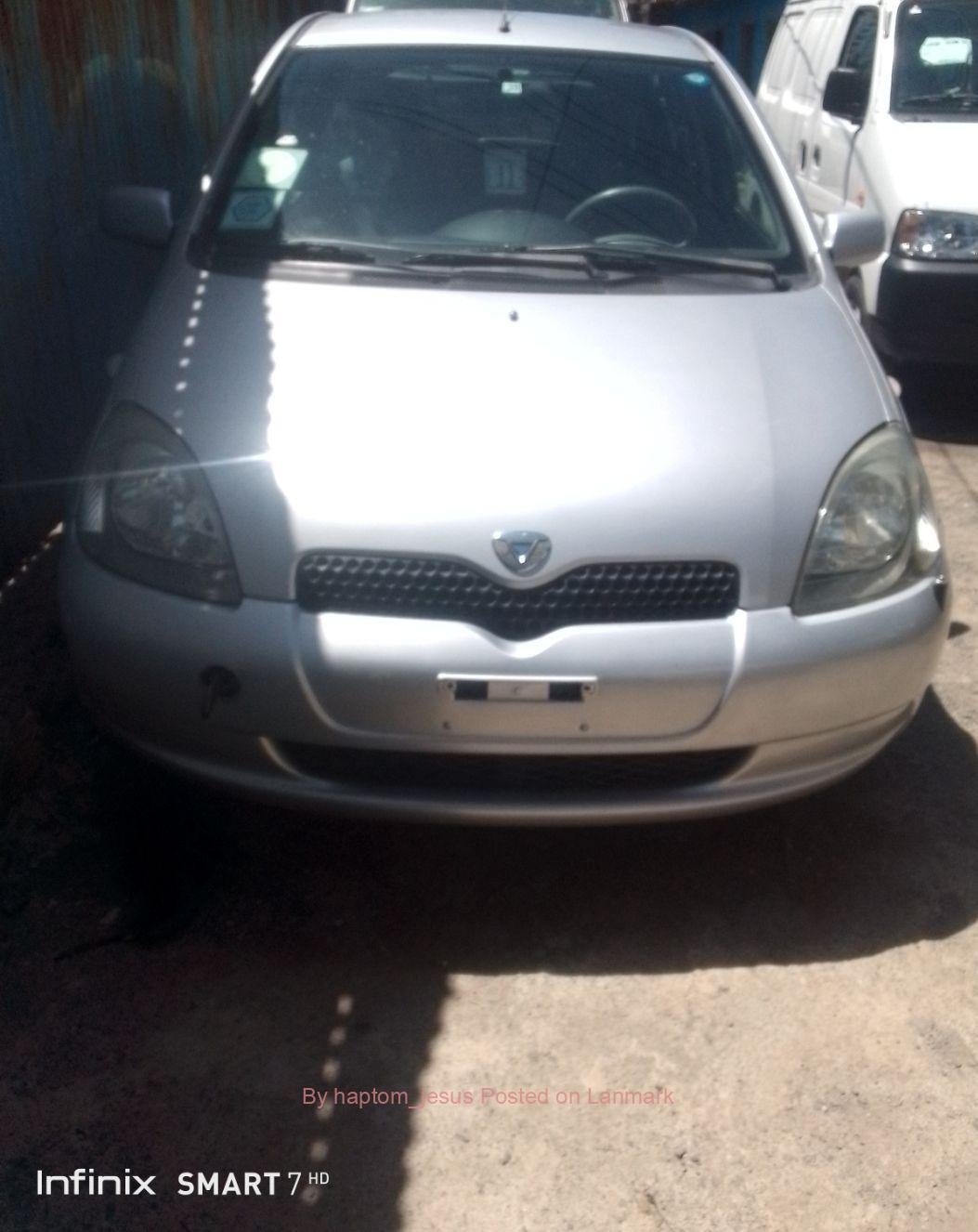 TOYOTA VITZ