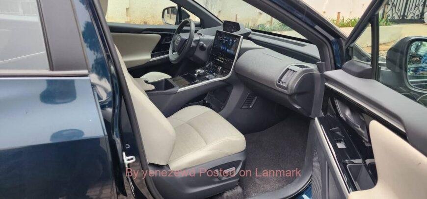 Brand Toyota Bz4x 2022/12 ev car for sell