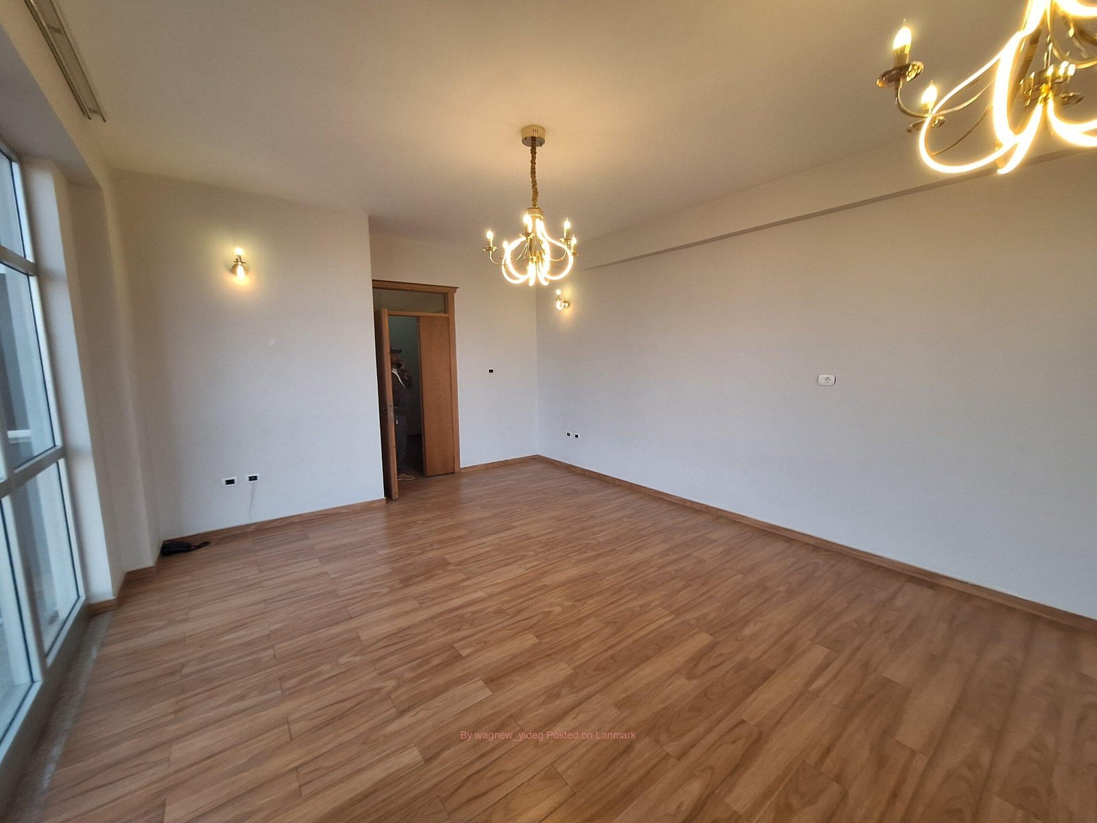 UNFURNISHED APARTMENT FOR RENT