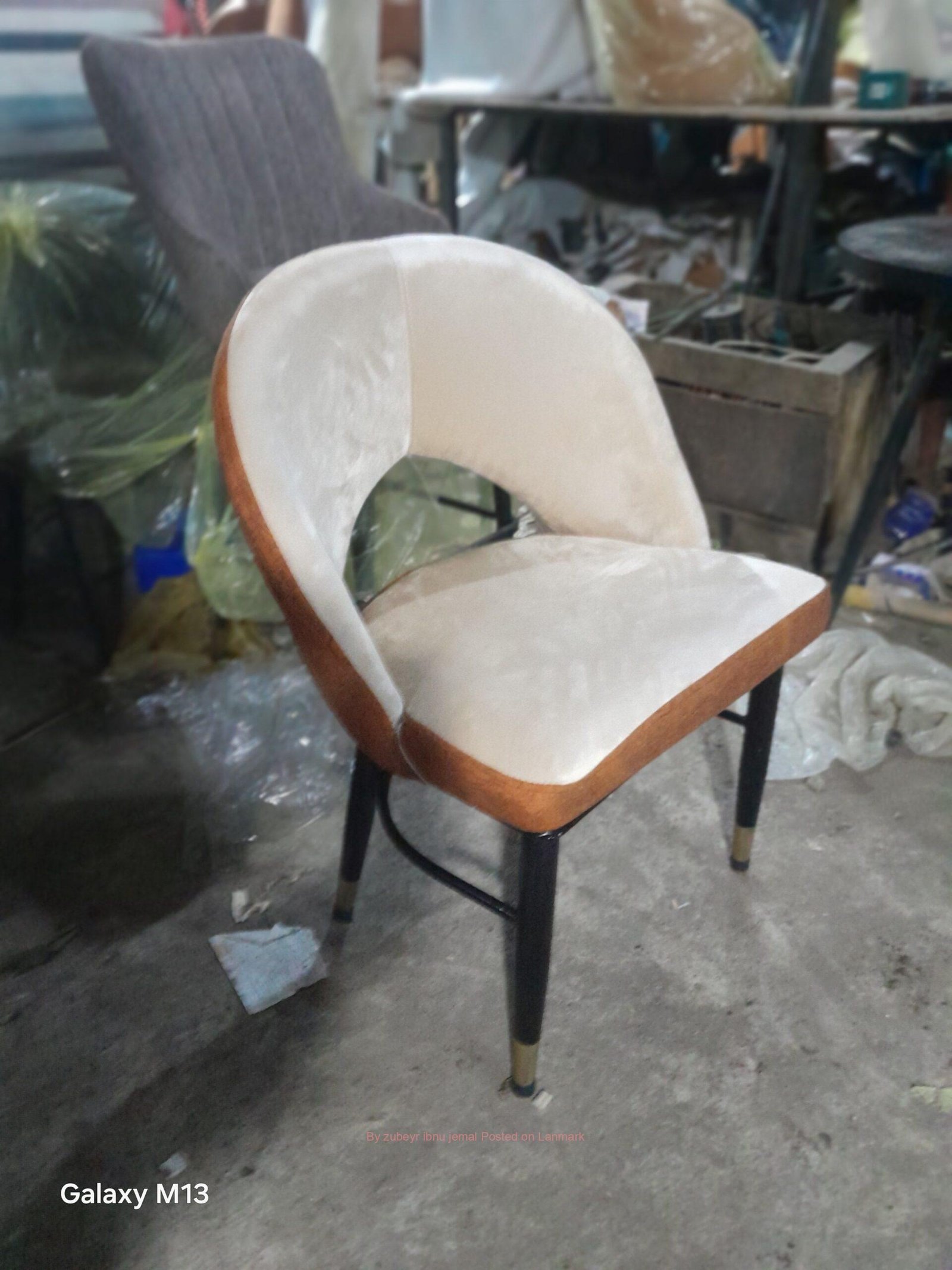 DINING BAR RESTAURANT 🍸 HOTEL CHAIRS AND TABLE