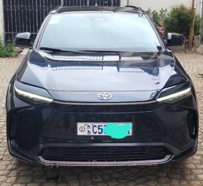 Brand Toyota Bz4x 2022/12 ev car for sell