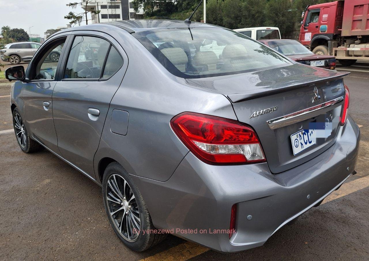 MITSUBISHI ATTRAGE, 2021, Benzine, Automatic