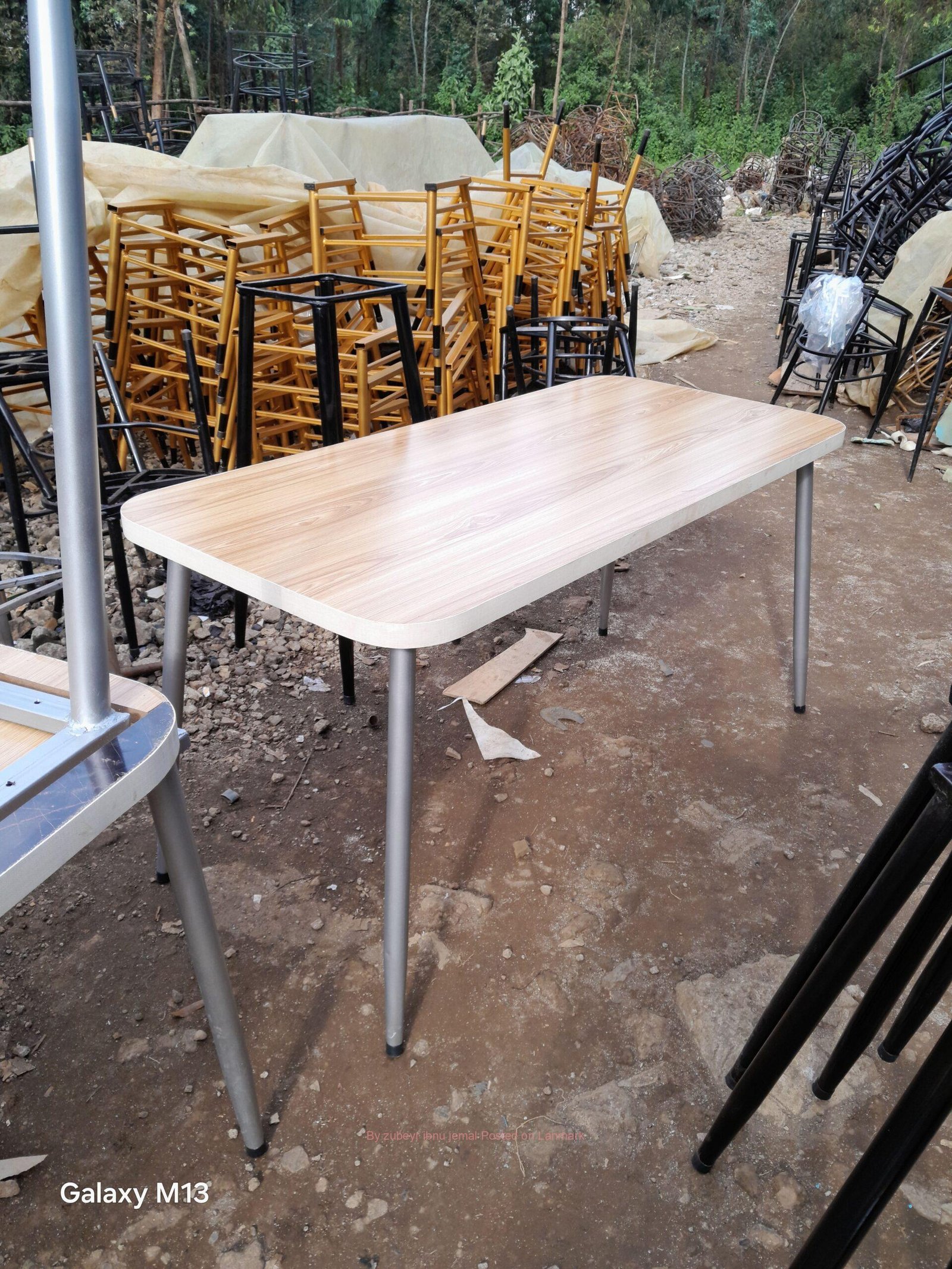 QUALITY የካፌ የሬስቶራንት የሆቴል ወምበርና ጠረጴዛ