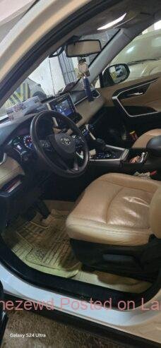 Brabd Toyota Rav4 Dubai 2022 hybrid for sell