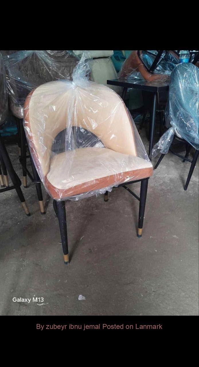 QUALITY የካፌ የሬስቶራንት የሆቴል የባር ወምበርና ጠረጼዛ