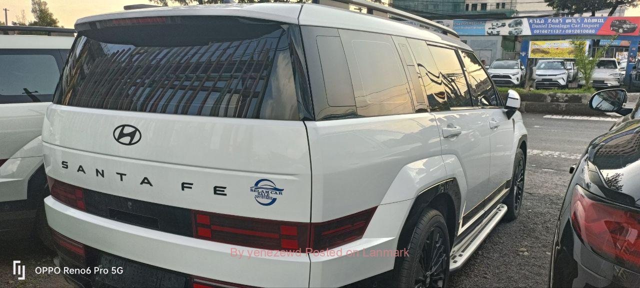 Brand New Hyundai Santafe 2024/11 hybrid car for sell