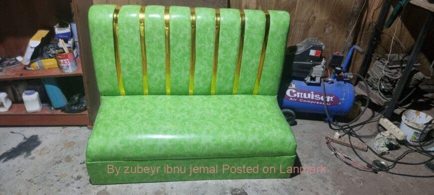 QUALITY LEATHER &FABRIC RESTAURANT SOFA 🛋