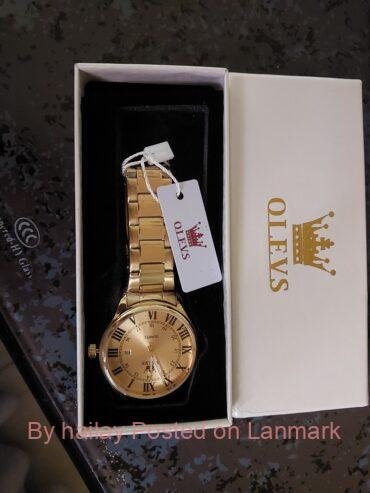 Olevs men watch