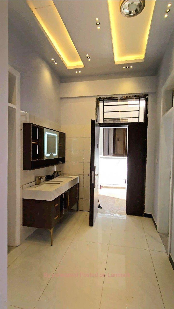 House for sale 240m² villa with G+1 service