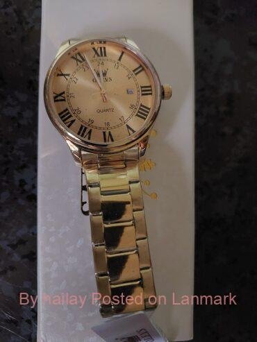 Olevs men watch