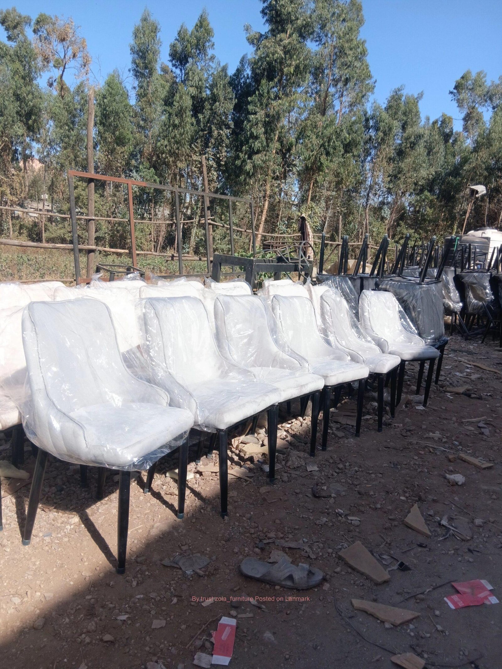 QUALITY RESTAURANT HOTEL CHAIRS AND TABLE