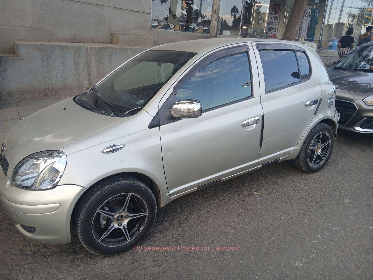 TOYOTA #VITZ 2004 REAL — CAR FOR SALE