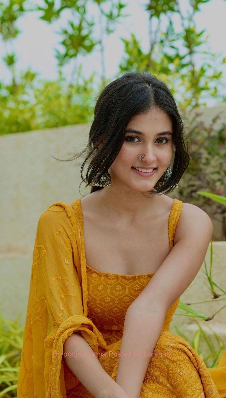 Call Girls In Ramesh Nagar 9711014705 Escort Service