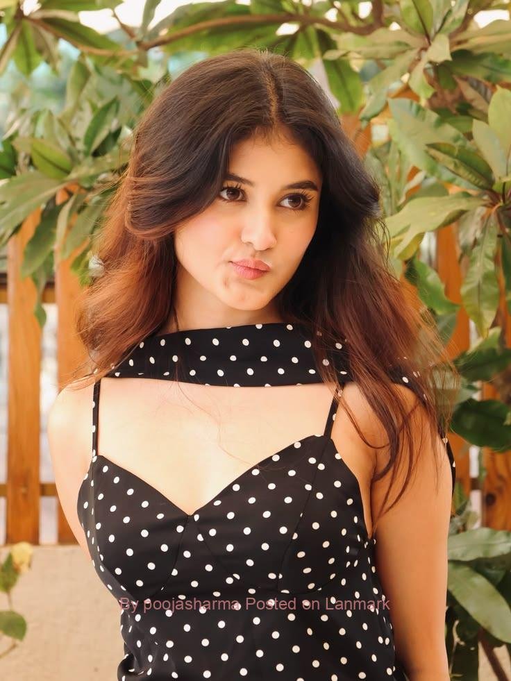 Call Girls In Ashok Nagar 9711014705 Escort Service